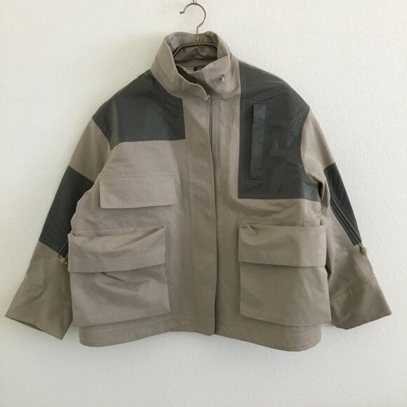 LULULEMON Gathering Storm Short Jacket Womens Size 4 Waterproof Windproof Beige - Picture 7 of 16